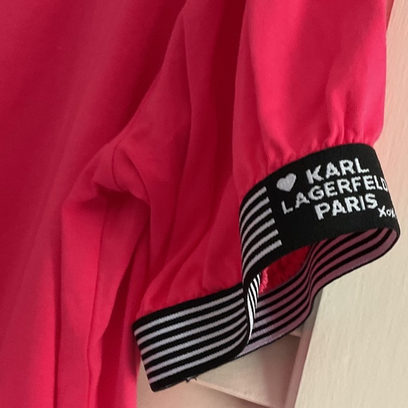 NWT KARL LAGERFELD Raspberry Embroidered Logo Design Woman T-Shirt Size US L - Picture 5 of 10